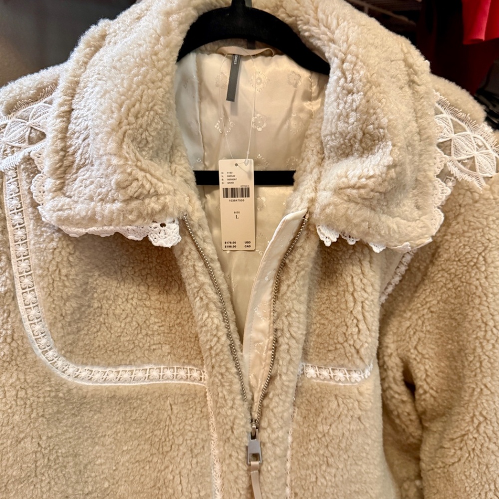 High Rated Anthropologie Sherpa Fleece Lace-Trim Crop Jacket - Picture 4 of 7